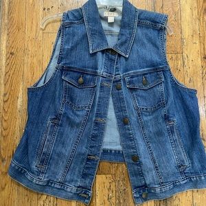 Loft cropped denim vest